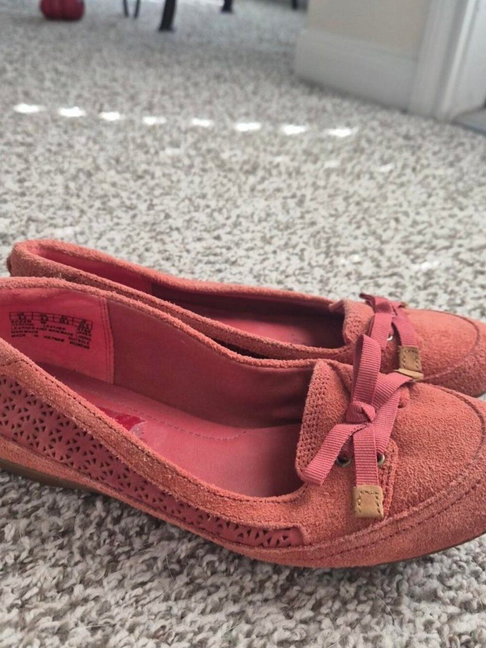 Timberland Women's Pink and Orange Loafers